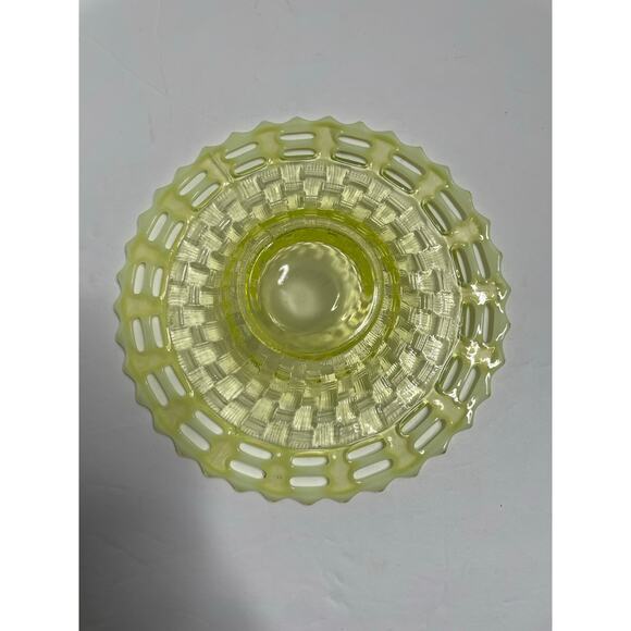 Fenton Basketweave Canary Yellow Opalescent Glass Bowl 7in Two Row Pierced Edge - Picture 7 of 10